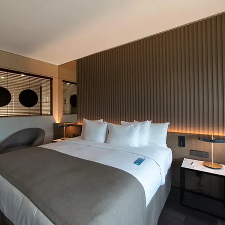 Bah Barcelona Airport Hotell 4*
