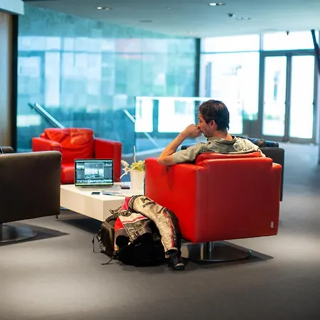 Bah Barcelona Airport 4*